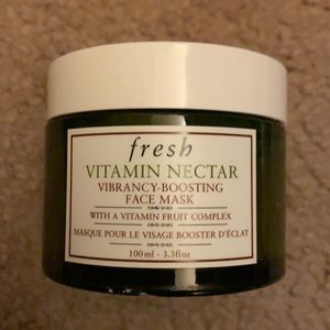 Fresh vitamin nectar vibrancy-boosting face mask